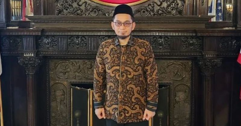 Profil Dan Biodata Ustadz Adi Hidayat Dan Faktanya