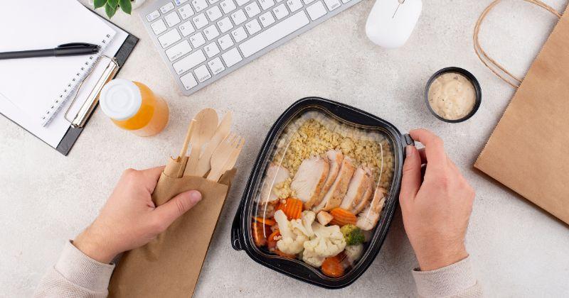 Ide Resep Bekal Makan Siang Di Kantor Praktis Dan Mudah