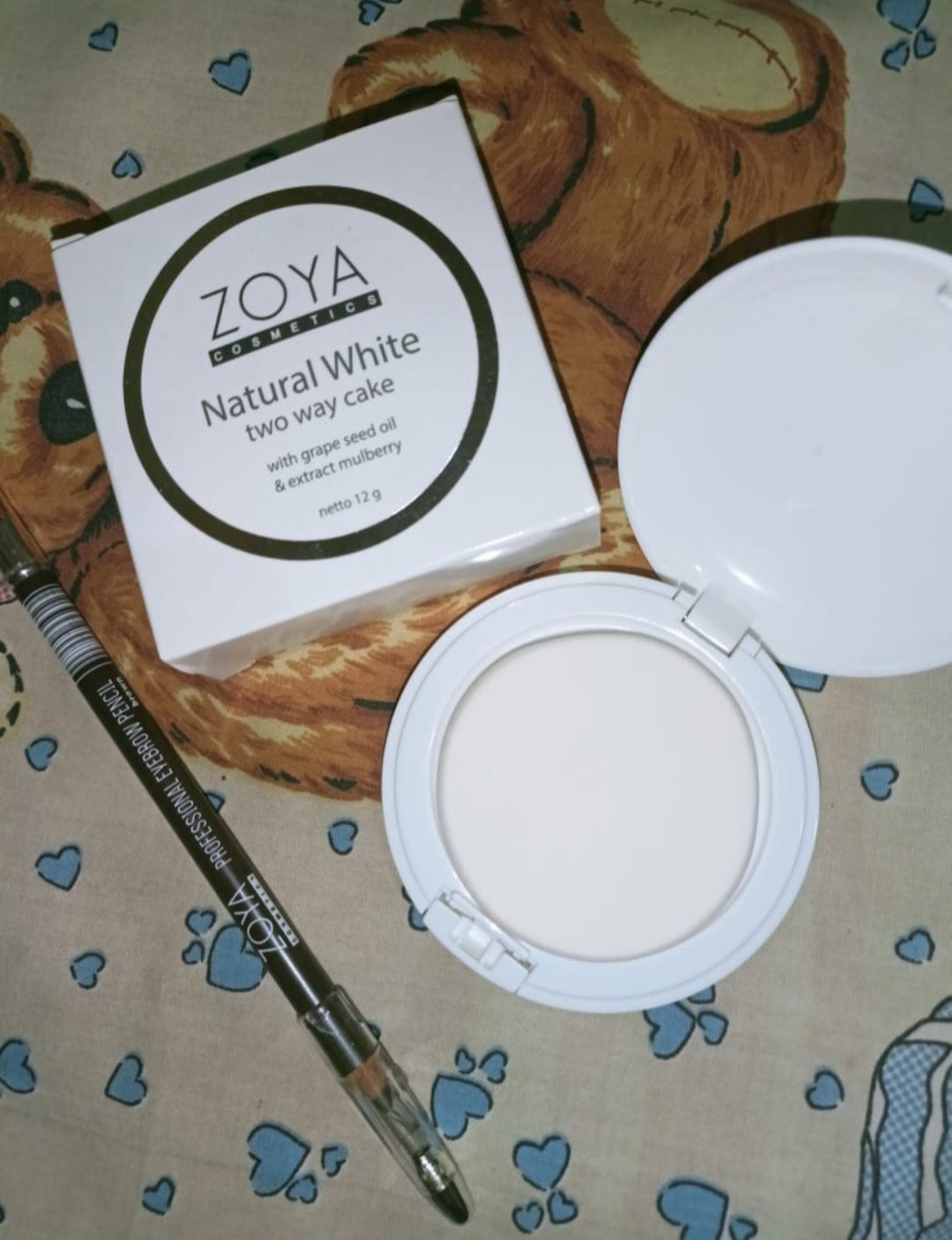 zoya natural two way cake natural white