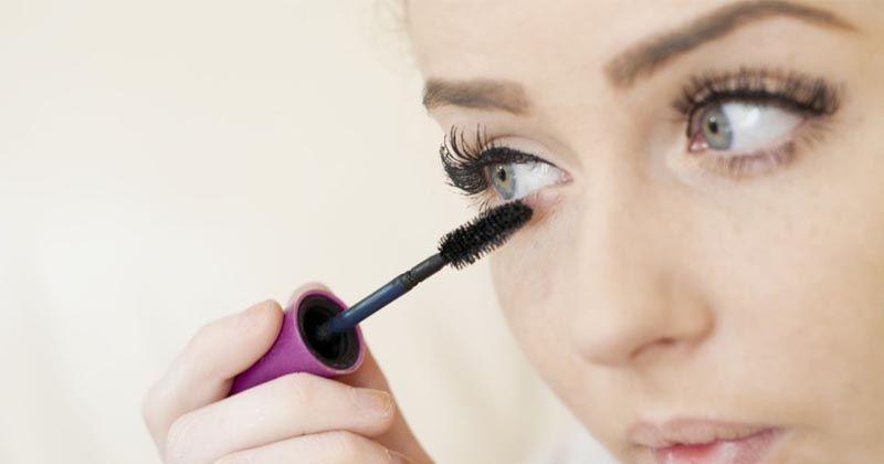 2. Mascara