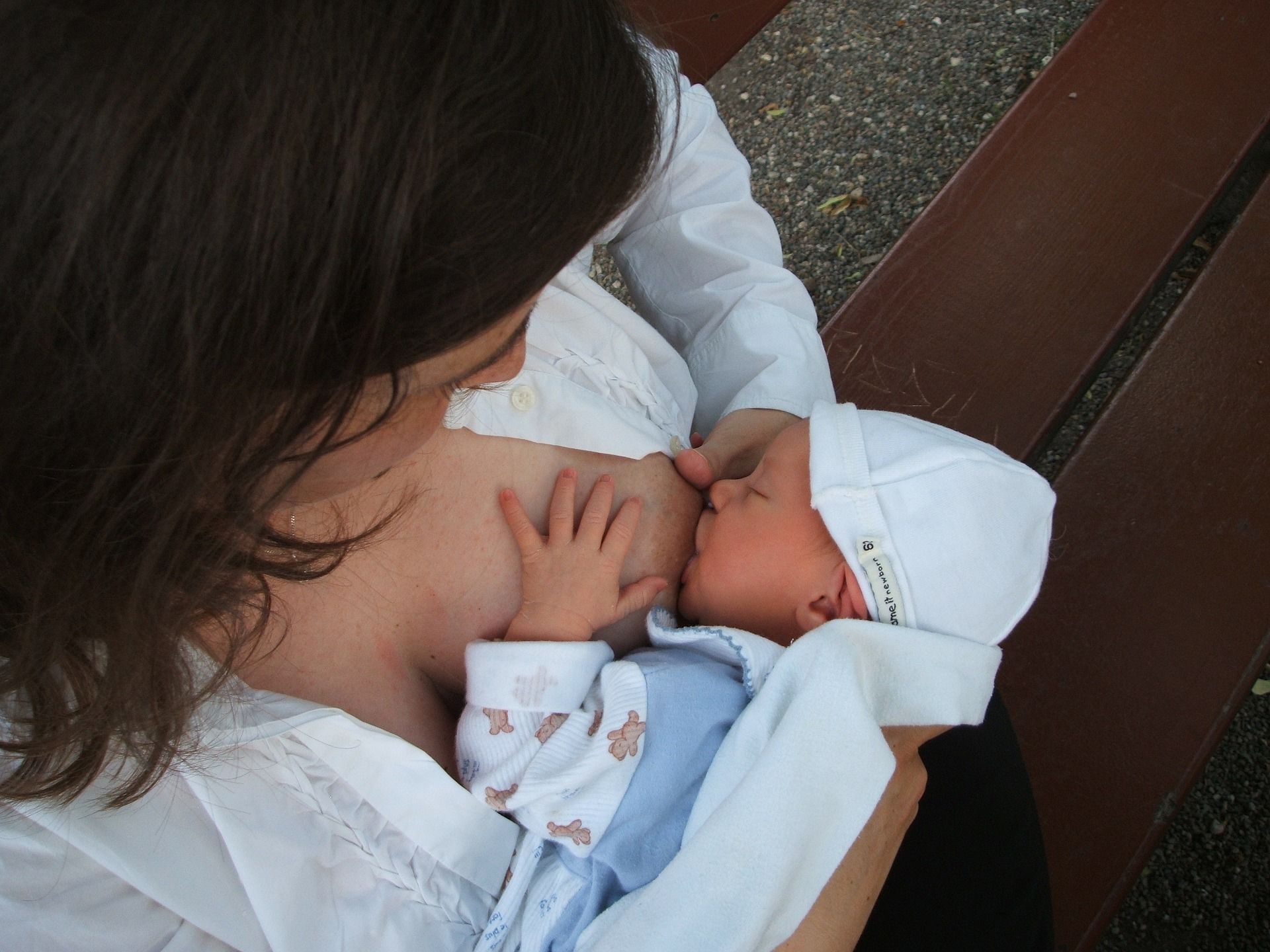 Penelitian Ibu Penderita Covid-19 Jarang Tularkan Virus ke Bayi