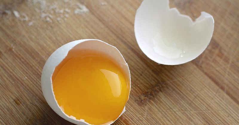 8. Terapi Kuning Telur