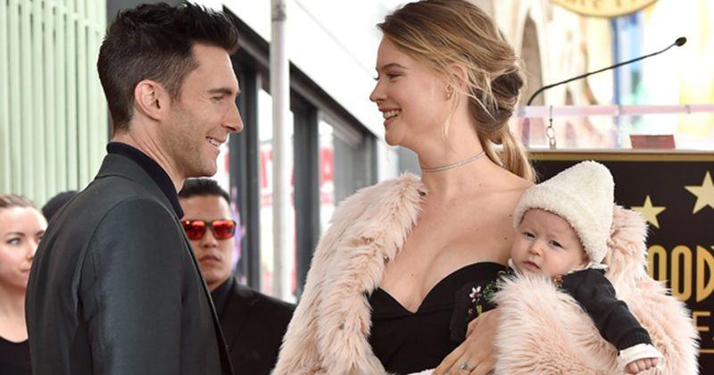 Adam Levine Ingin Jadi Stay-at-Home Dad demi Anaknya