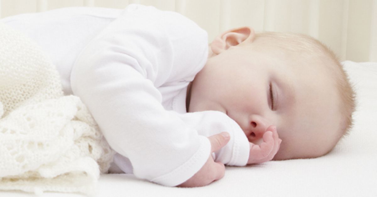 4. Perhatikan tips menata ranjang bayi