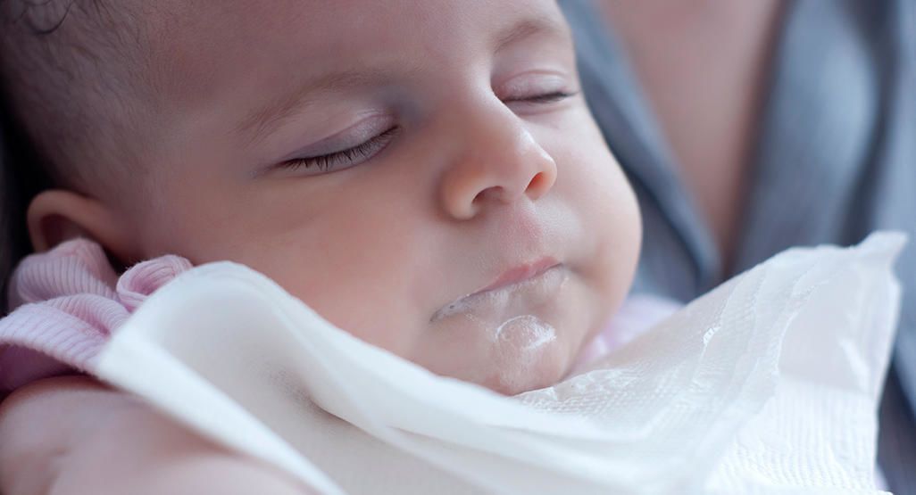 Bayi Muntah Setelah Minum ASI Ketahui Penyebab Cara Mengatasinya