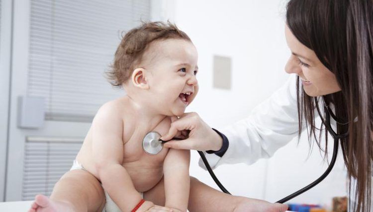 9 Hal Penting yang Harus Dipertimbangkan Saat Memilih Dokter Anak