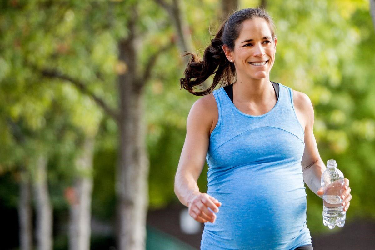 1. Jogging dapat membuat tubuh Mama lebih berenergi