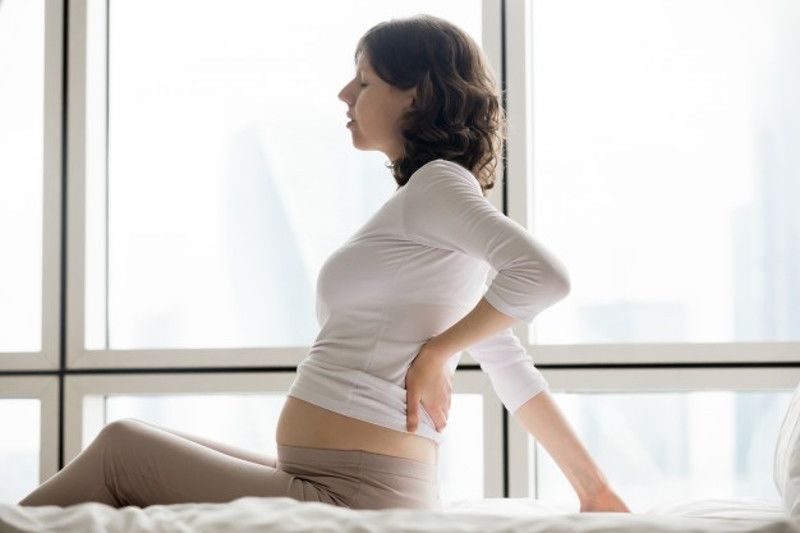 Apakah Kehamilan Bisa Memperparah Skoliosis