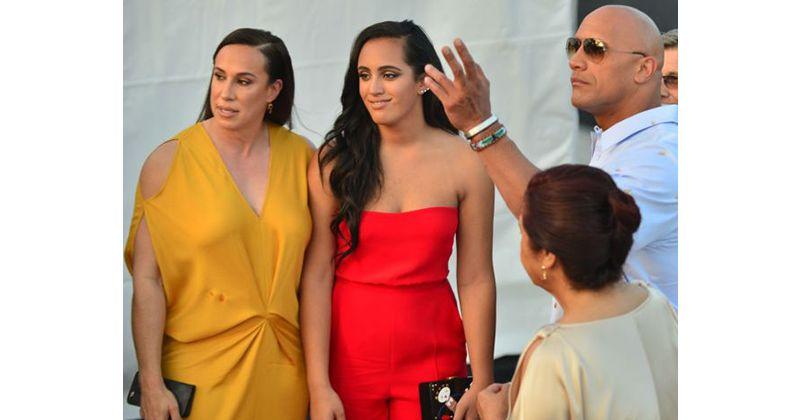 Begini Cara Dwayne Johnson Istimewakan Istri sebagai Ibu Menyusui