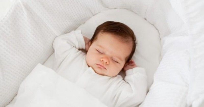 Bayi Berkeringat Banyak Saat Tidur Apakah Normal Popmama 