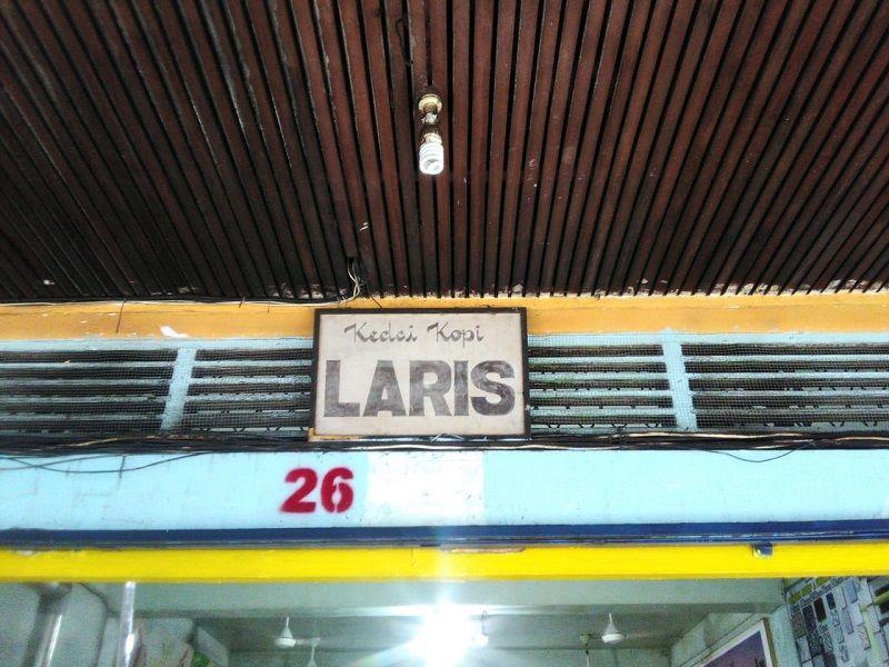 1. Kedai Kopi Laris