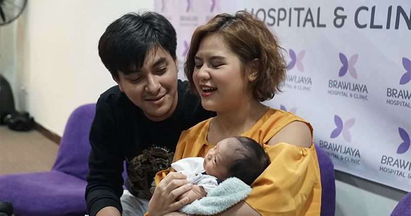 2. Mytha Lestari melahirkan bayi laki-laki - 2 Agustus