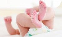 Mama Sudah Tahu Warna Feses Bayi Tunjukkan Kesehatan Anak