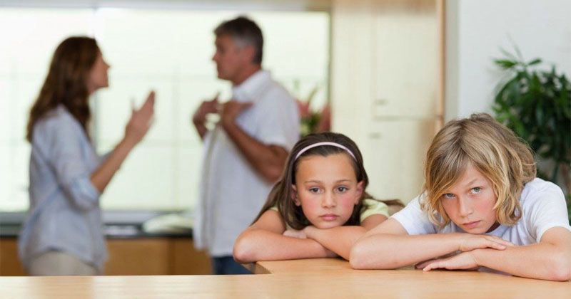 Jangan Cuek, 6 Hal Ini Buktikan Bahwa Keluargamu Sedang Bermasalah
