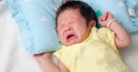 Jangan Bingung, 4 Alasan Mengapa Bayi Selalu Terbangun Tengah Malam