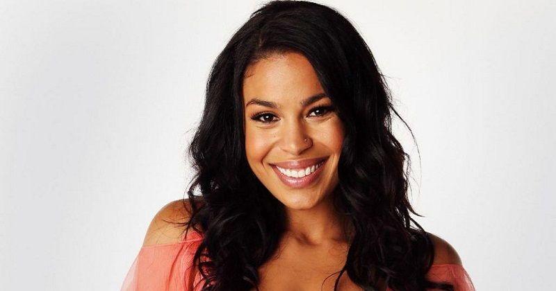 4. Produk mascara L'Oreal andalan Jordin Sparks