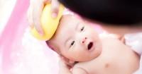 2. Ikuti 5 langkah membersihkan bayi prematur
