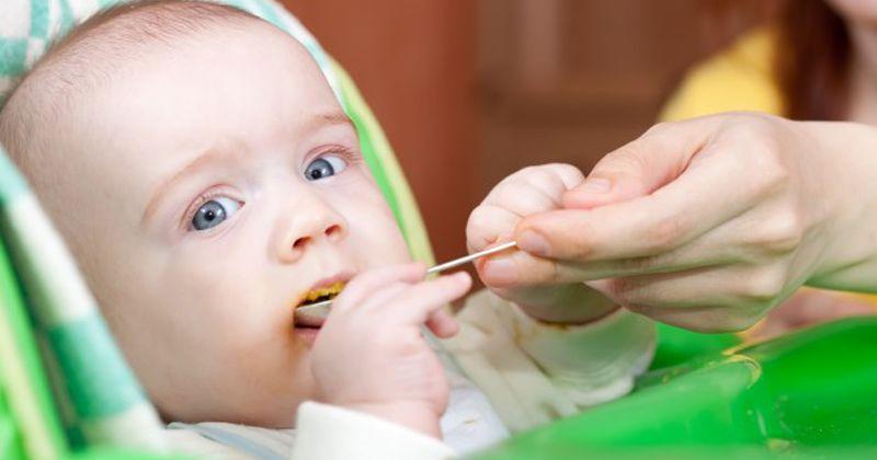 Bisa Membahayakan Kesehatan, Jangan Berikan Makanan Ini Bayi Ma