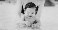 4. Ekspersikan kegembiraan Mama pasangan