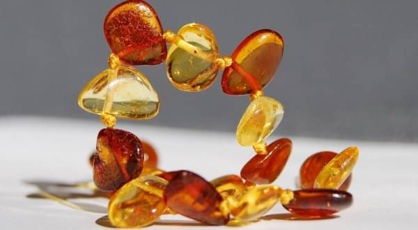 original amber teething necklace