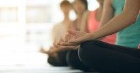 Latihan Mindfulness Mengatasi Mual Cemas saat Hamil