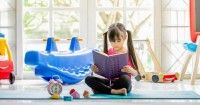 5 Tanda Anak Sudah Siap Belajar Membaca