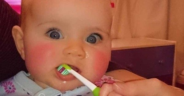 Jangan Salah Begini Cara Merawat Gigi Bayi Yang Baru Tumbuh Popmama Com