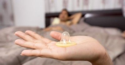 Kondom Beraneka Rasa, Amankah Digunakan Berhubungan Seks