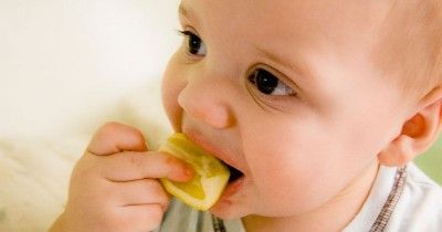 7 Manfaat Konsumsi Lemon bagi si Kecil