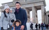 3. Melakukan traveling bersama anak