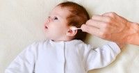 Cara Membersihkan Telinga Bayi Secara Teratur