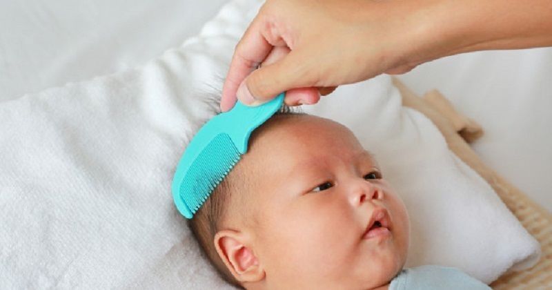 4 Langkah Mengatasi Kulit Kepala Kering Pada Bayi Popmama Com