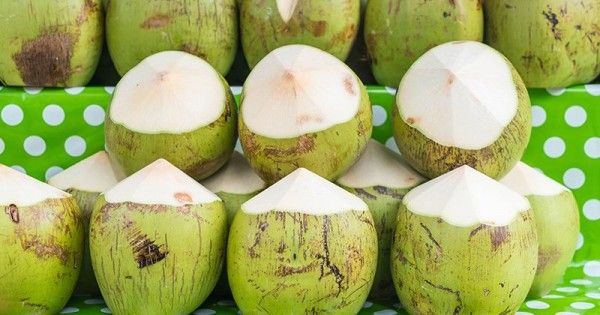 Apakah orang haid boleh minum air kelapa
