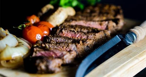 Chikita Meidy Makan Steak Jelang Persalinan Amankah Untuk