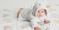 Perkembangan Bayi Usia 3 Bulan 3 Minggu: Meriahnya Tawa dan Ocehannya