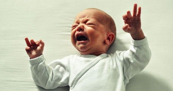 Perut bayi bunyi saat menyusu