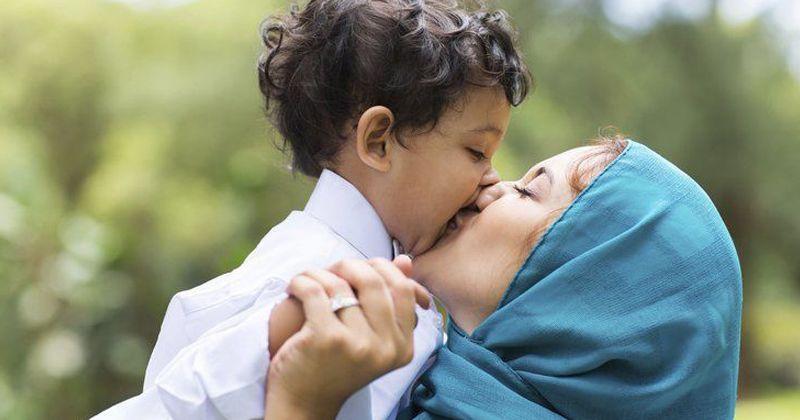 4. Diberi kasih sayang