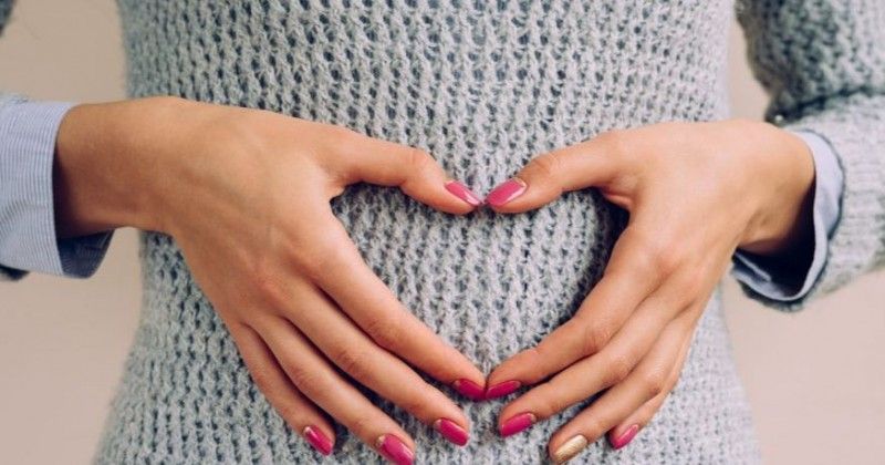 pendarahan waktu hamil 1 bulan  Alexandra Paige