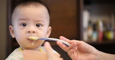 Aturan Makan dari Dokter Anak untuk Atasi GTM pada Bayi