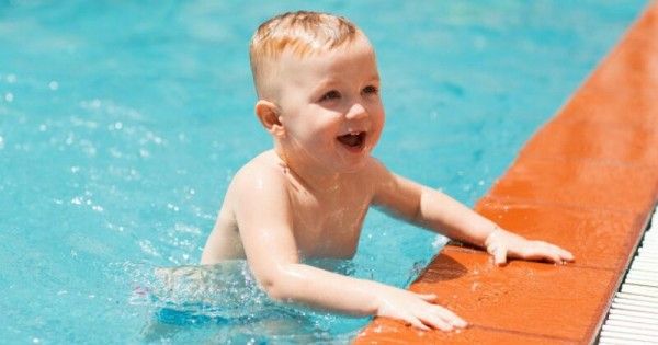 Penyebab Yang Sering Membuat Anak Tenggelam Di Kolam Renang Popmama Com