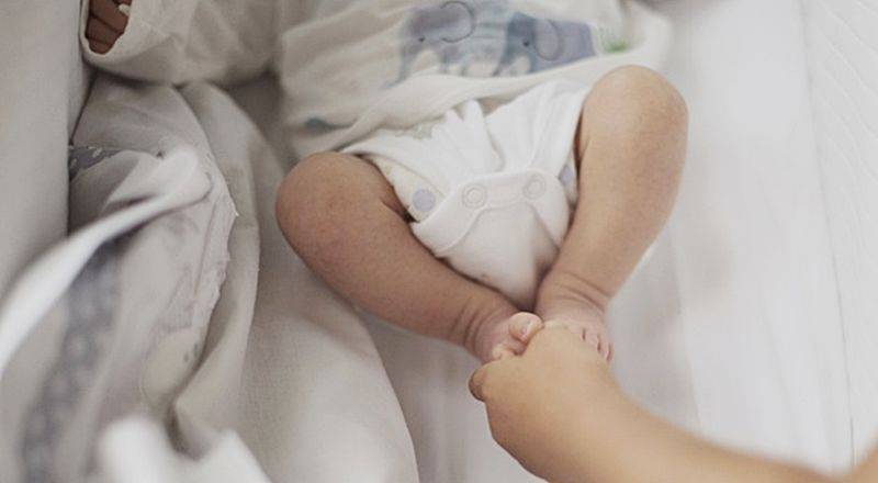 7. Mengatasi susah BAB bayi daun jarak