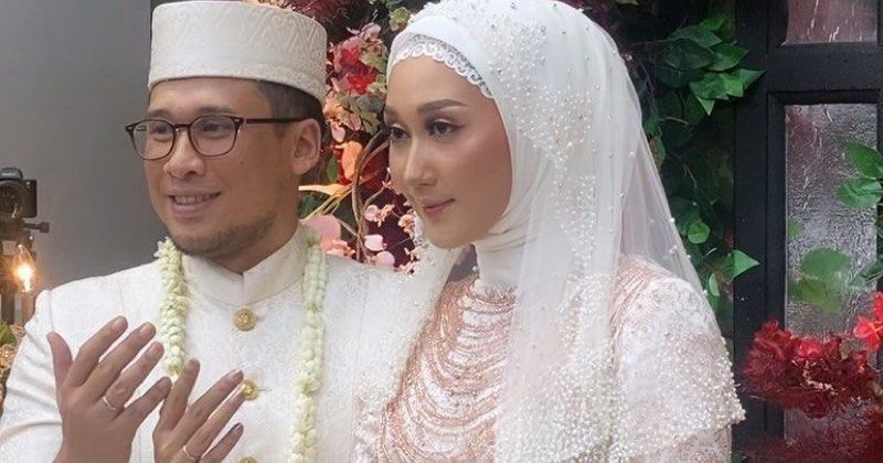 5 Fakta Pernikahan Dian Pelangi  dan Sandy Nasution 
