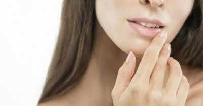 6 Rekomendasi Lip Serum Melembapkan Mencerahkan Bibir