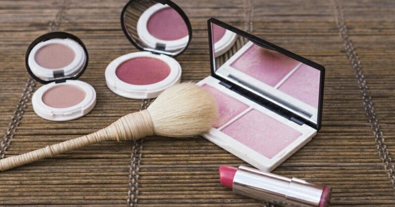 cara membuat wajah cerah saat hamil 5 Warna Blush on untuk Ibu Hamil Popmama com