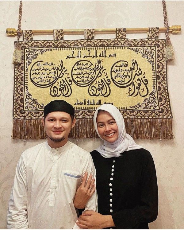 8 Seleb Yang Merayakan Idul Fitri Di Tengah Masa Kehamilan Popmama Com