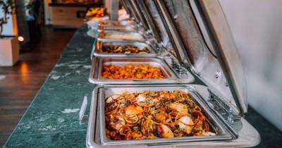 Rekomendasi Hotel Sediakan Layanan Buffet, Harga Mulai 100 Ribuan