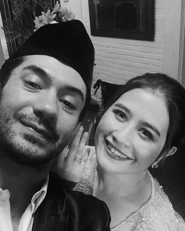 Kisah Taaruf Prilly Latuconsina Dan Reza Rahadian Popmama Com