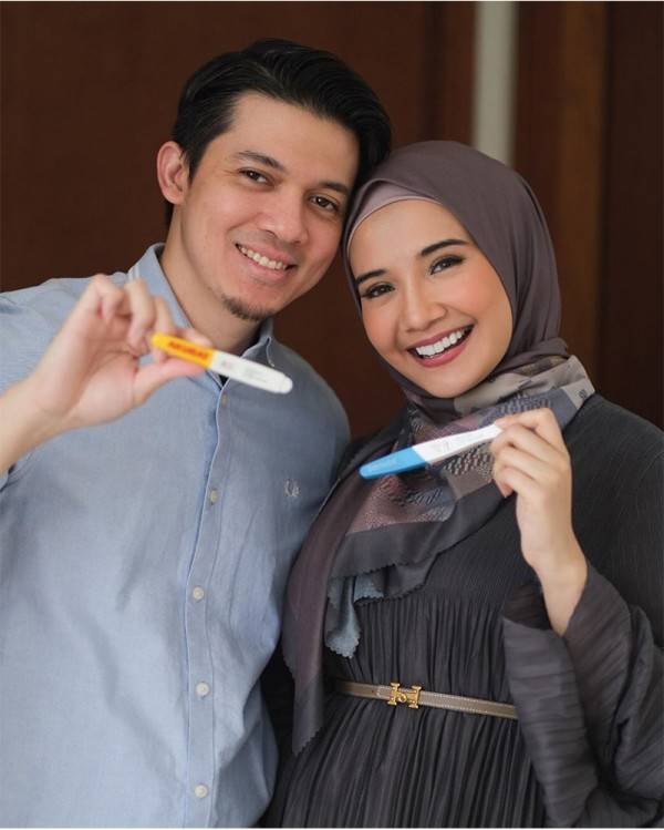10 Tahun Menanti Zaskia Sungkar Positif Hamil Lewat Ivf Popmama 