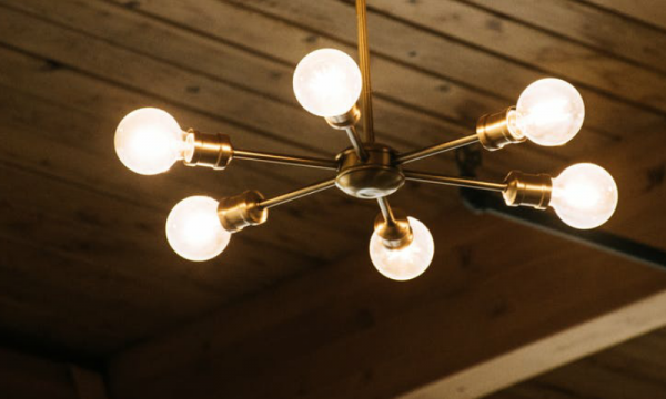 Hemat Listrik! Ini 7 Tips Memilih Lampu LED yang Tepat | Popmama.com