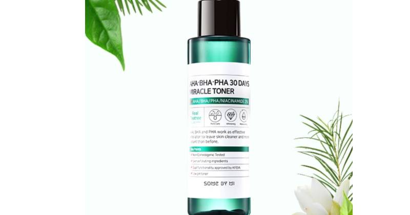 4. Some by Mi AHA BHA PHA 30 Days Miracle Toner menghilangkan sel kulit mati